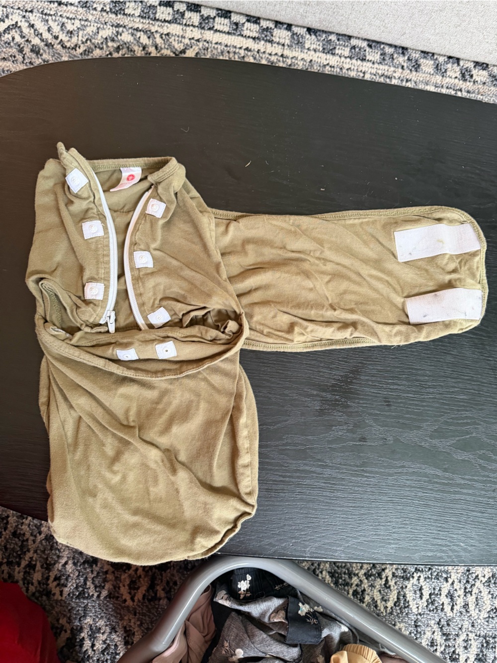 Embé 2-Way Baby Swaddle Olive Green | One Size 6-14 lbs | 100% Cotton